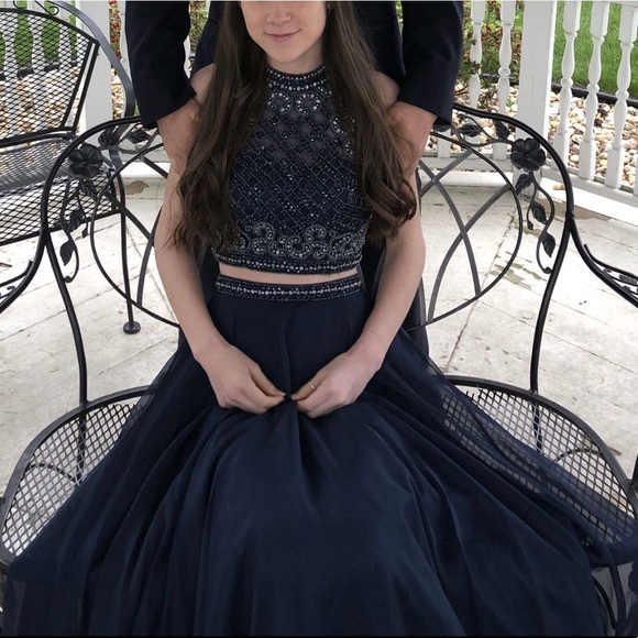 Sherri Hill Prom Dress - Picture 1 of 3